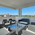 Villa Lungera *