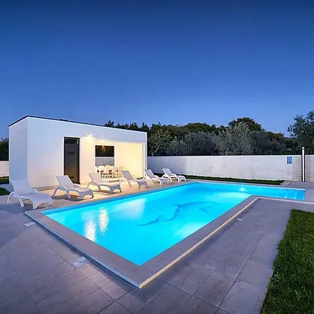 Villa Lungera